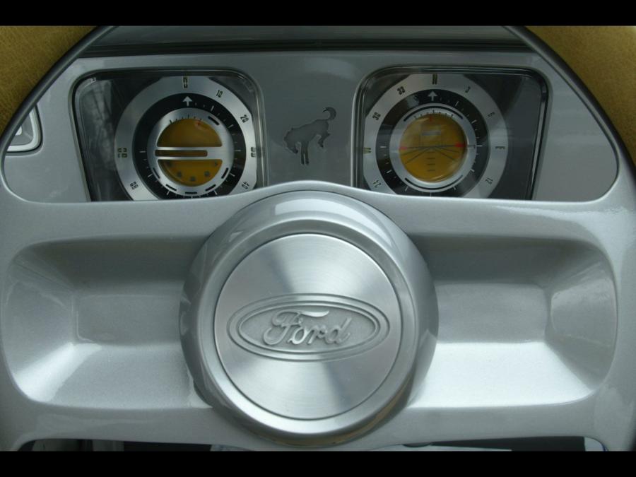  Ford Bronco Concept 2004 года  (фото 36 из 64)